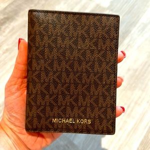 MK wallet